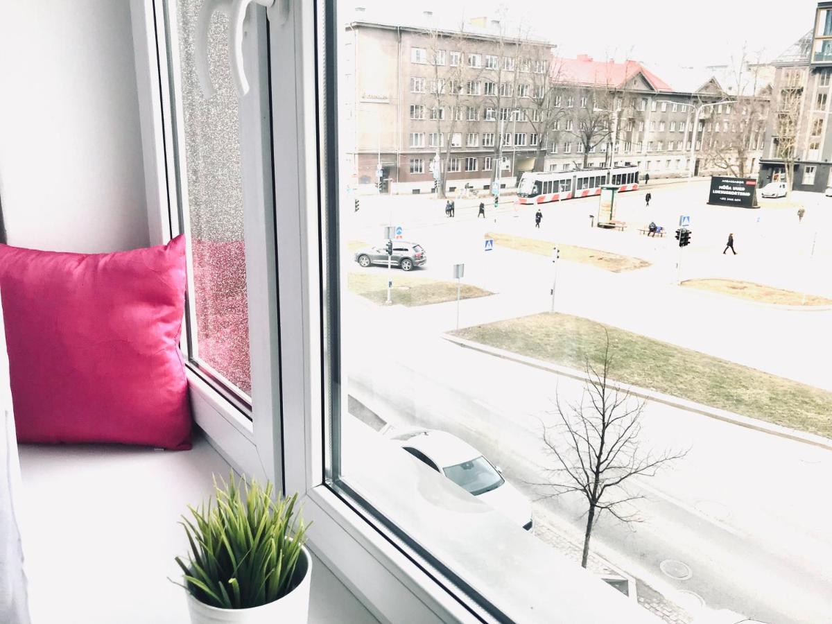 Cozy Central Apartment Ταλίν Εξωτερικό φωτογραφία